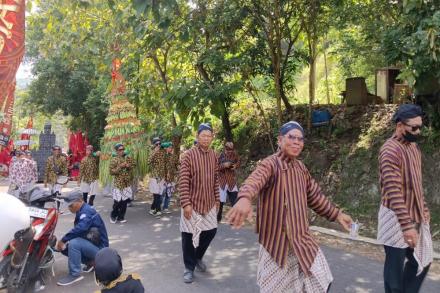 Grebeg Syawal Jadi Ajang Silaturahmi Warga Wonolelo Bantul